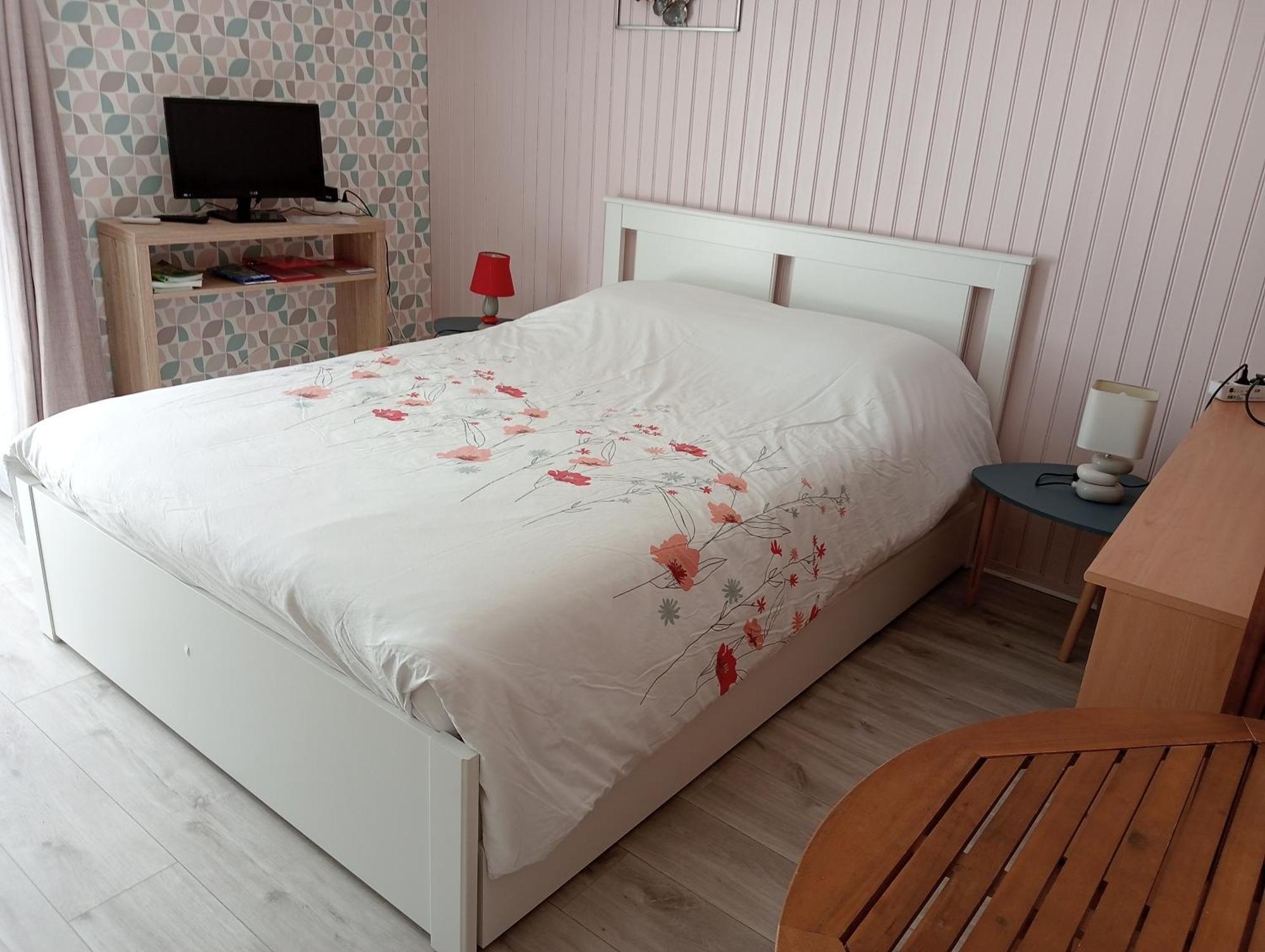 Chez Papinette, Proche Gare Et Centre, Pdj Compris Appartement Niort Buitenkant foto
